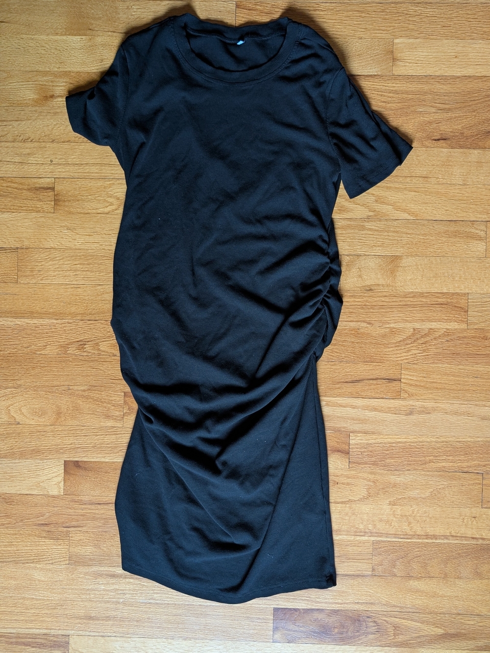 Black Ruched Short-Sleeve Women's Dress